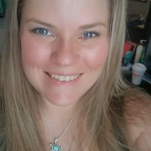 Meet your Posher, Kristin